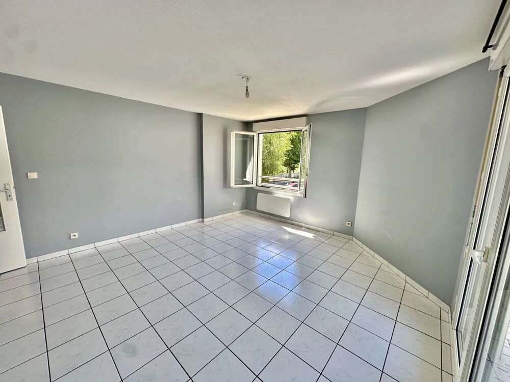 GRENOBLE  QUAI DE LA GRAILLE  T3 AVEC TERRASSE + GARAGE