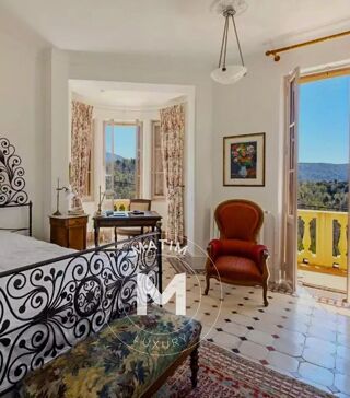  Propri�t�/ch�teau � vendre 8 pi�ces 400 m�