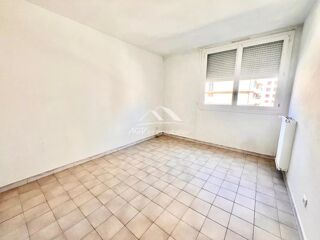  Appartement à vendre 5 pièces 96 m²