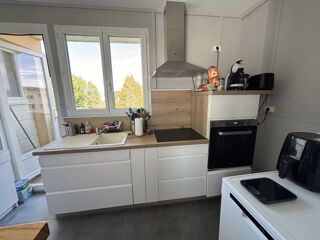  Appartement à louer 4 pièces 54 m²