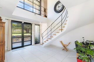  Villa � vendre 5 pi�ces 221 m�