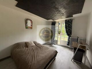  Maison  vendre 8 pices 