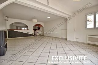  Immeuble à vendre 8 pièces 248 m²