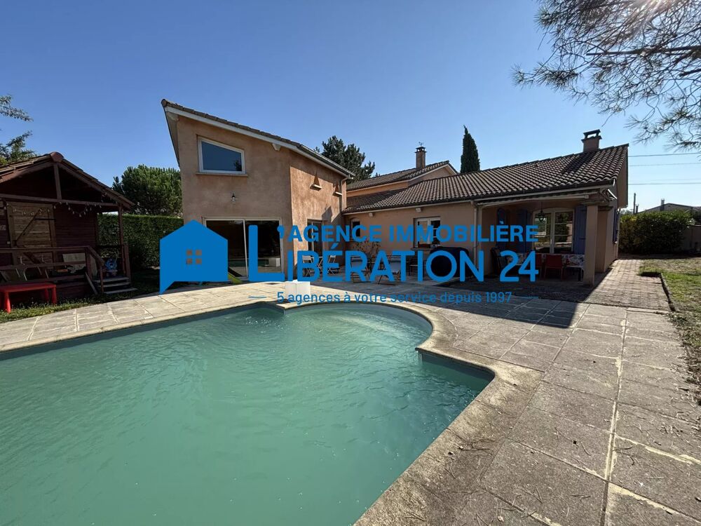 Maison familiale de 190 m² avec piscine, beaux volumes et cadre