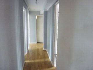  Appartement à louer 5 pièces 116 m²