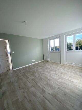  Appartement à louer 3 pièces 67 m²