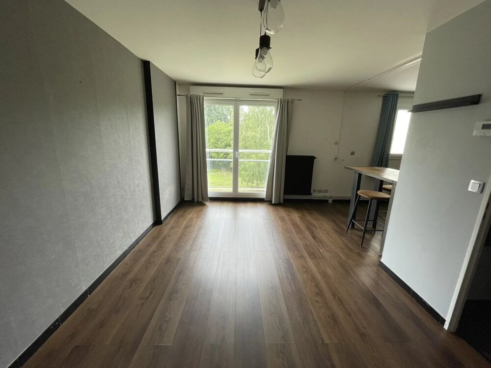 Location Appartement grand studio de 35m2 en résidence à Longuenesse  avec ascenseur Longuenesse