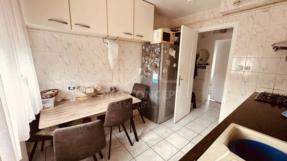 Vente Appartement 4 pièces 68m2 - cave, grenier, stationnement Strasbourg
