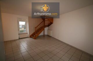  Appartement à louer 4 pièces 94 m²