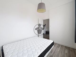  Appartement à louer 2 pièces 33 m²