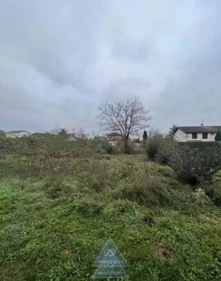  Terrain à vendre 5 pièces 660 m²