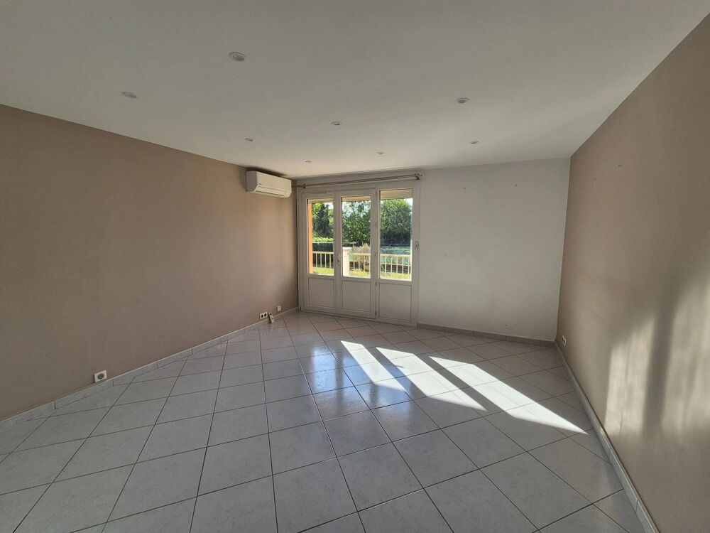 Location Appartement À LOUER – AGRÉABLE T3 EN REZ-DE-CHAUSSÉE AVEC GARAGE Le luc
