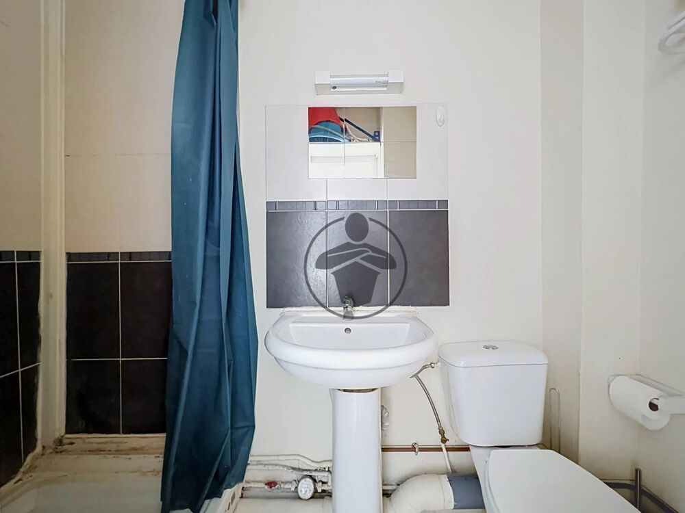 Location Appartement Studio centre-ville - Saint-Quentin Saint-quentin