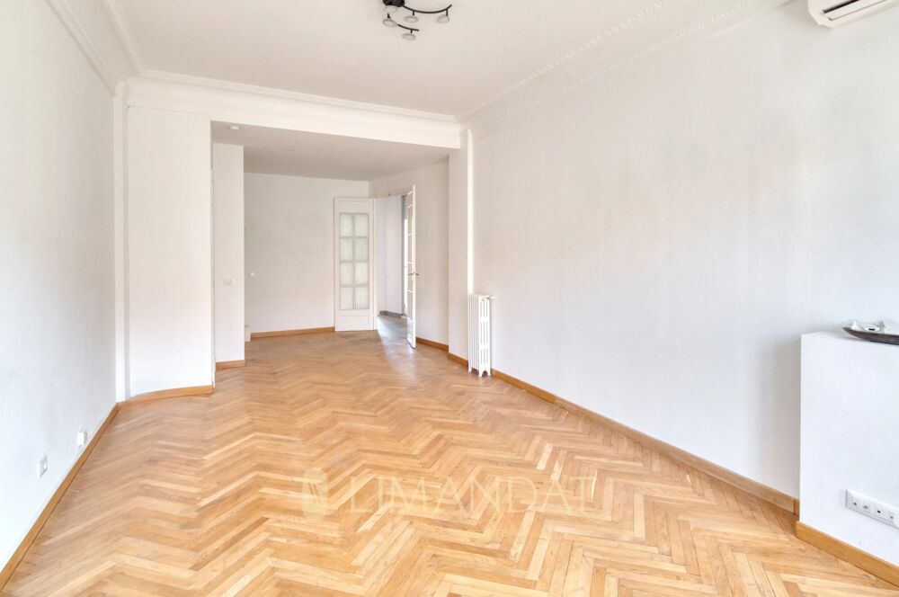 à vendre  Appartement Nice (06000)