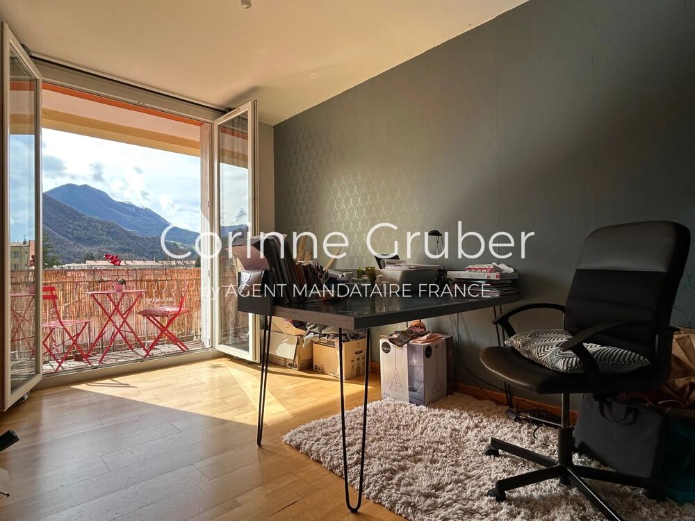 Vente Appartement DIGNE-LES-BAINS TYPE 4 DE 93 M²,  CAVE et PARKING Digne-les-bains