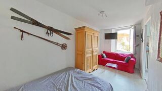  Immeuble à vendre 12 pièces 240 m²