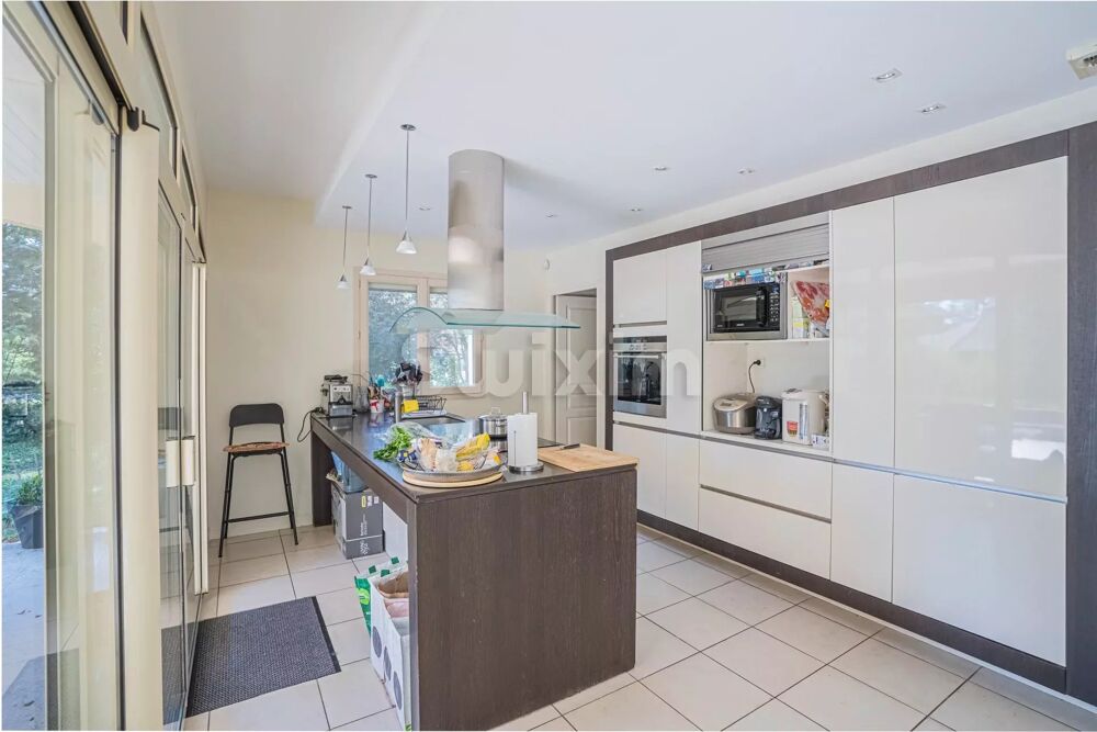 � vendre  Maison Gex (01170)