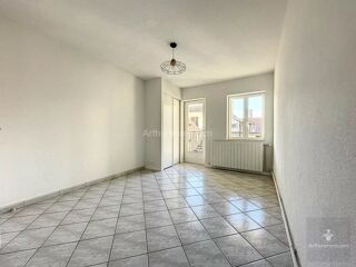  Appartement à louer 4 pièces 62 m²