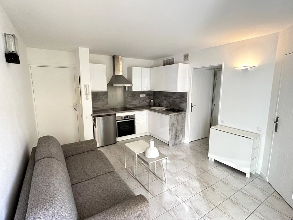 Vente Appartement RDJ 2P avec terrasse et parking + piscine Golfe-juan