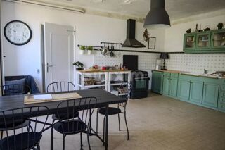  Maison  vendre 6 pices 212 m