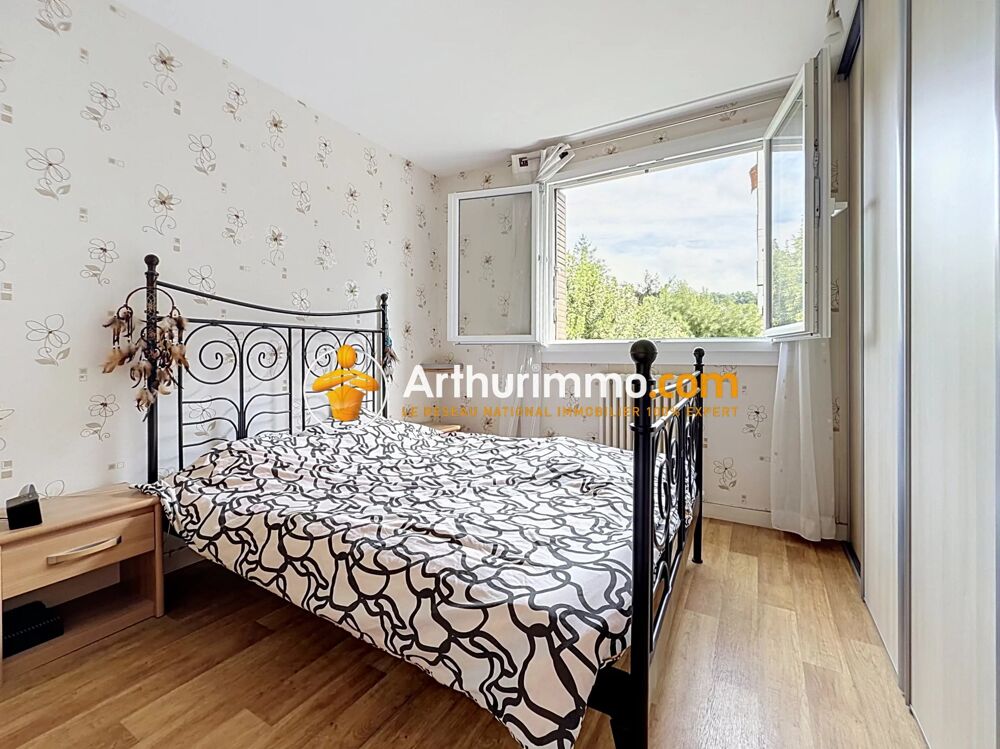 Vente Appartement Appartement T5 lumineux avec balcon et parking sécurisé à Bourgo Bourgoin-jallieu