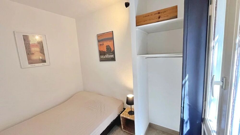 Location Appartement Deux pièces de meublé de 30m² avec parking et terrasse de 11m² Théoule-sur-mer