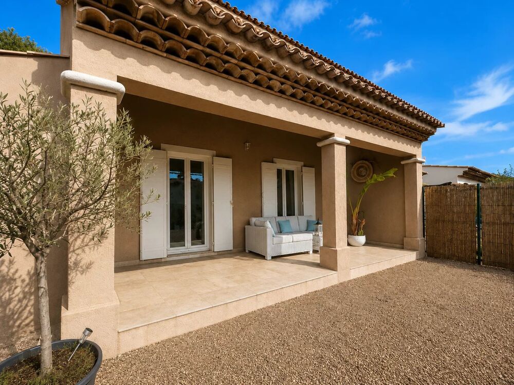 LE CANNET-DES-MAURES  Maison 3 chambres avec jardin, terrasse e