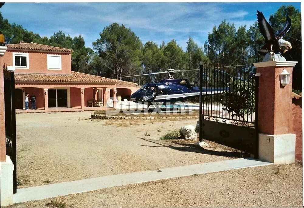 � vendre  Villa Fayence (83440)