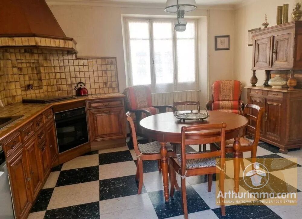 Maison de village au coeur de Chanac