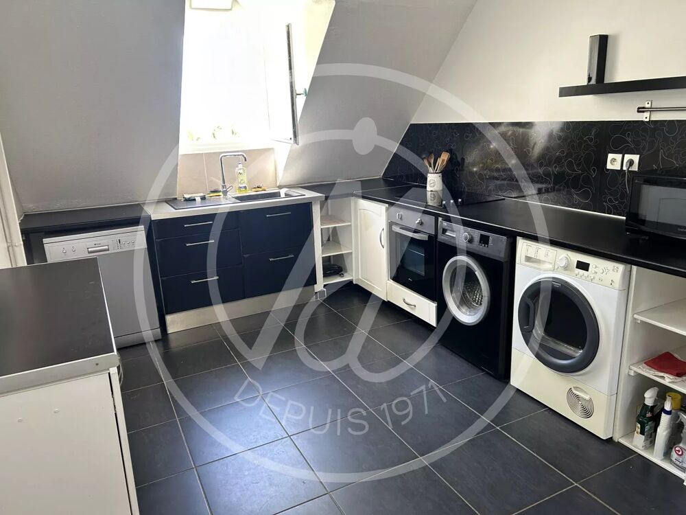 À VENDRE 330 000 euros T3 Duplex avec vue mer et accès plage LE