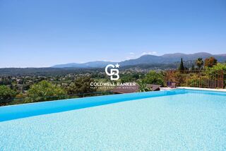  Villa à vendre 7 pièces 215 m²