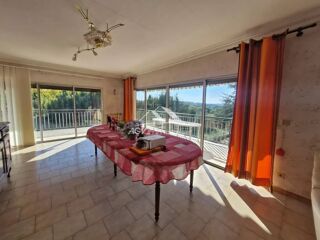  Maison � vendre 10 pi�ces 328 m�