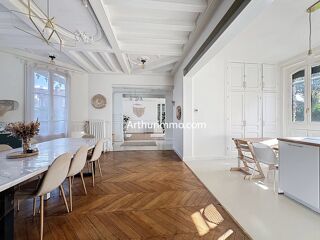  Villa � vendre 10 pi�ces 280 m�