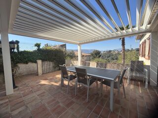  Maison � vendre 7 pi�ces 216 m�