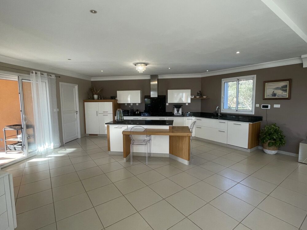 Vente Maison GRANDE VILLA CONJUGUANT LUXE ET INNOVATION Tavernes