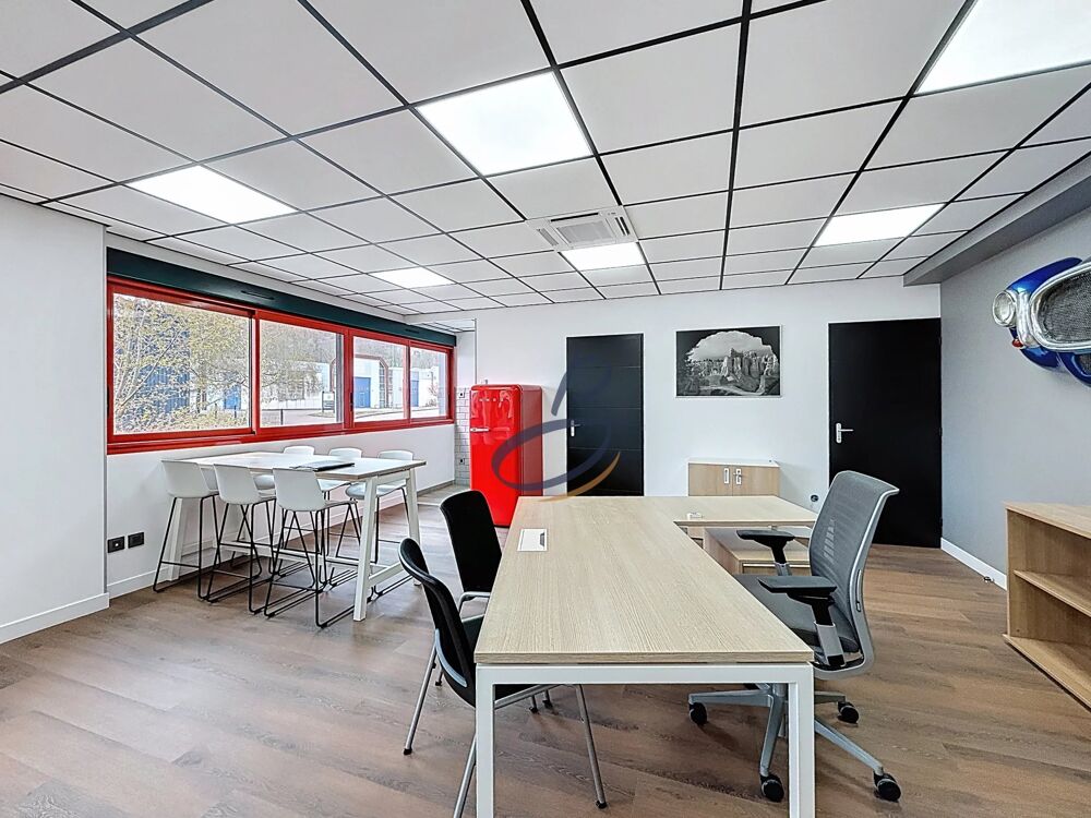   À LOUER – BUREAUX NEUFS MEUBLÉS – ZA DE ROCHETOIRIN Rochetoirin