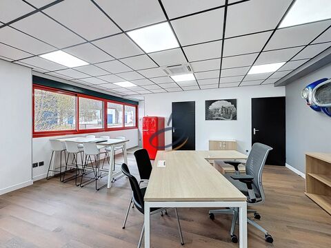   À LOUER – BUREAUX NEUFS MEUBLÉS – ZA DE ROCHETOIRIN 