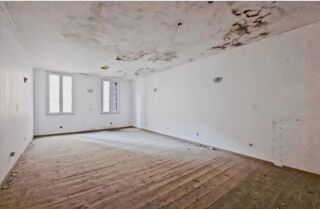  Immeuble à vendre 5 pièces 210 m²
