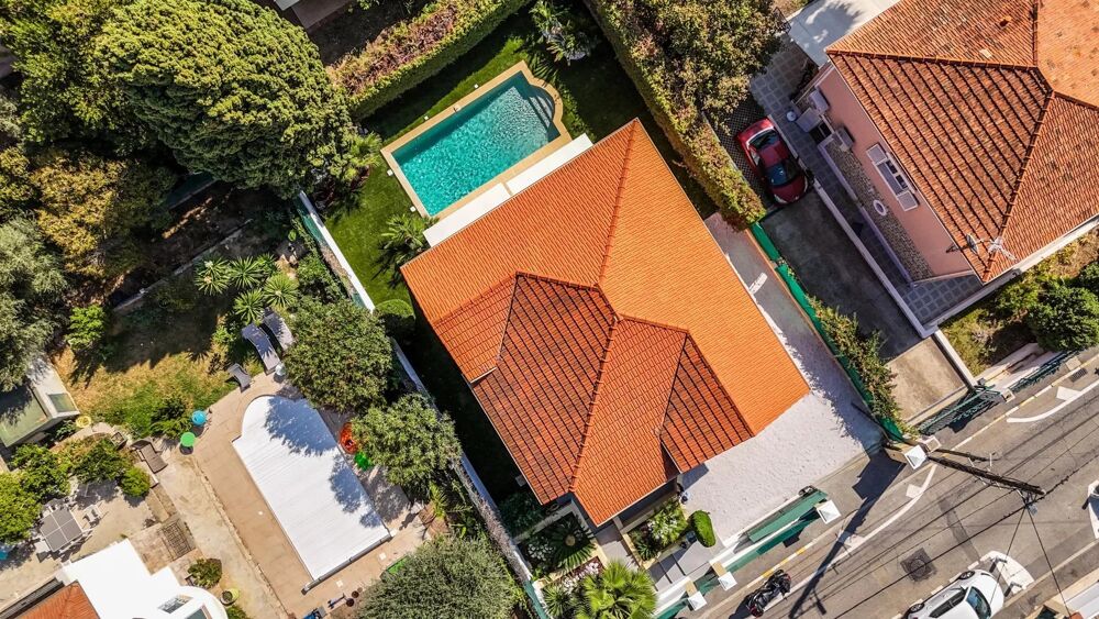 Vente Maison Ponteil – Villa rénovée avec piscine à quelques pas des plages e Antibes