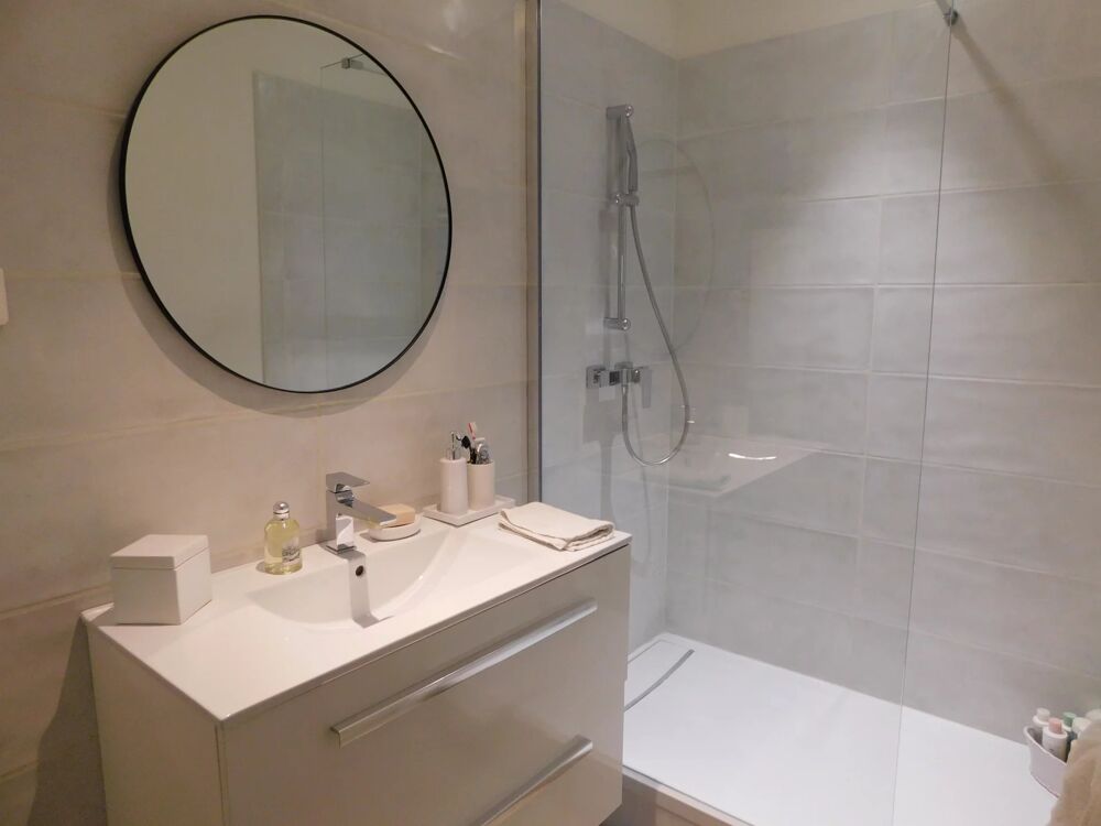 Vente Appartement Appartement T3 avec terrasse et garage - Alyscamps Arles