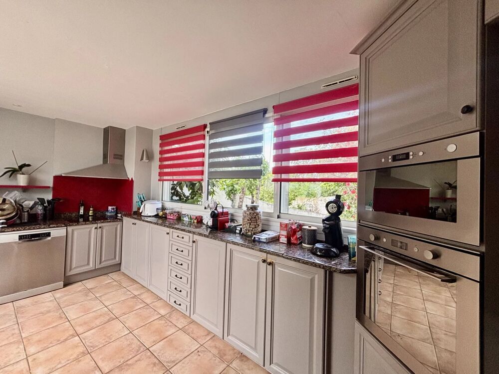 Maison avec terrain de 1600m2