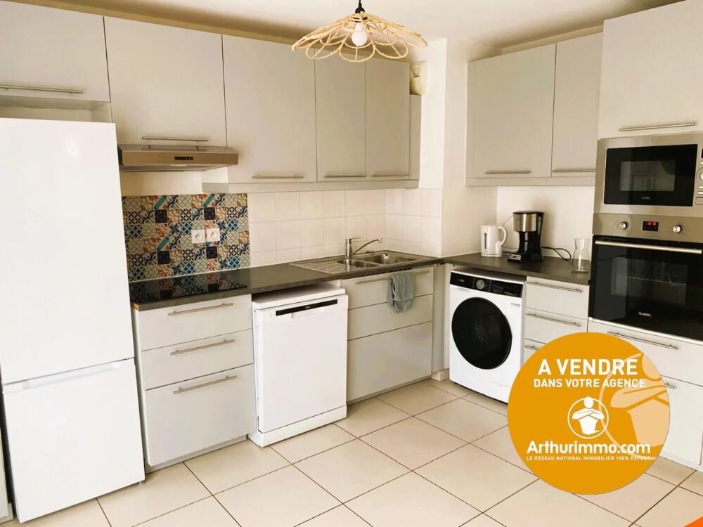 T3 66 M² LE LAVANDOU
