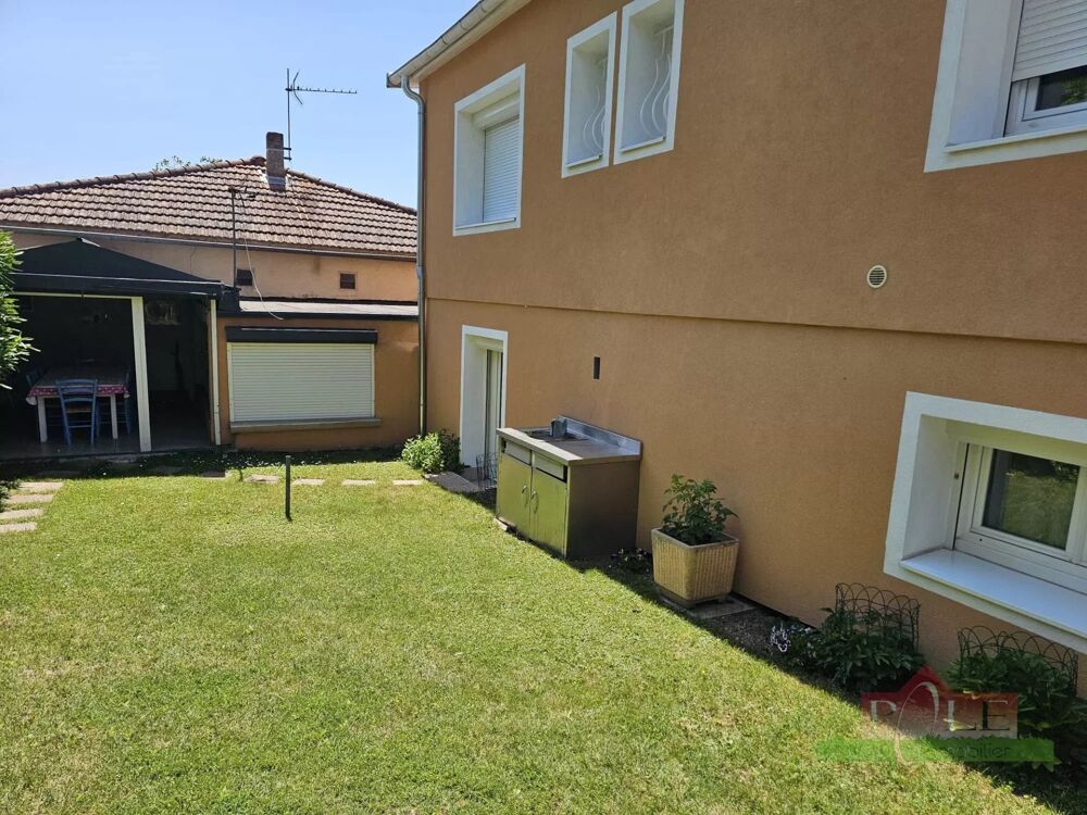 ROUSSILLON, centre ville, Villa T5 de 140 m², terrain de 500 m²