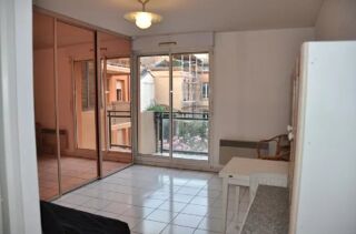  Appartement à louer 1 pièce 28 m²