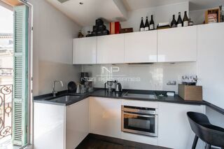 Vente Appartement NICE – VIEUX-NICE | CHARMANT APPARTEMENT 2 PIÈCES, AVEC VUES DÉG Nice