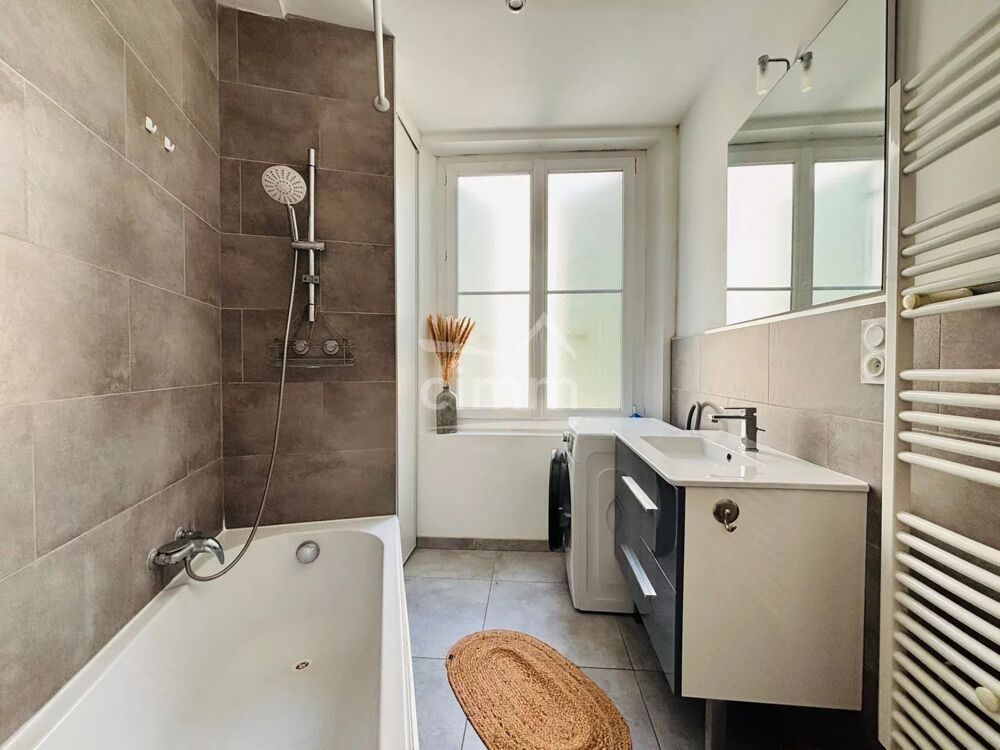 Appartement T3 rénové avec balcon à Sisteron