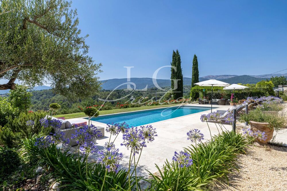 � vendre  Villa Tourrettes (83440)