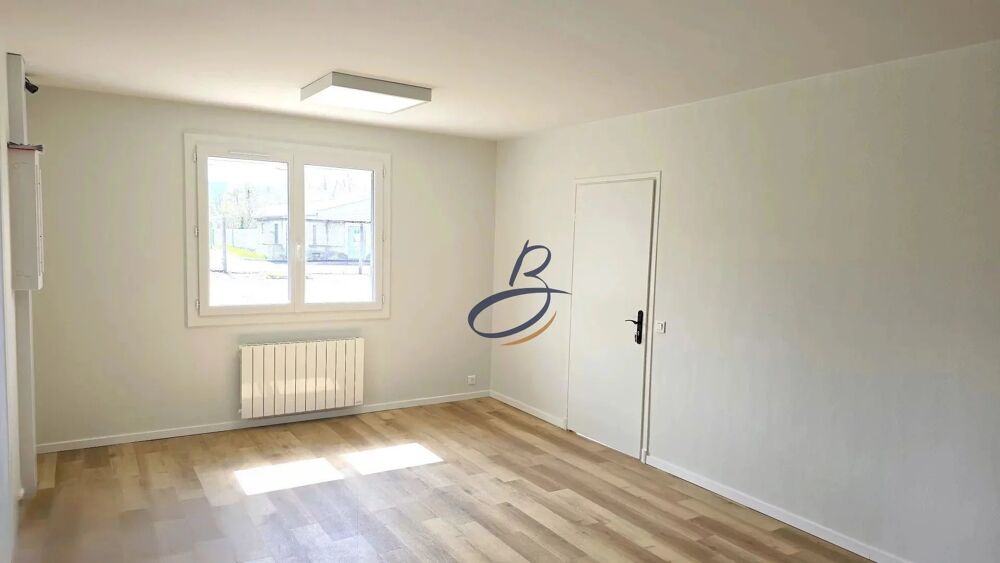   Bureaux professionnels à louer – 185 m² – Bourgoin-Jallieu Bourgoin-jallieu