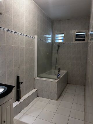  Appartement à vendre 4 pièces 83 m²