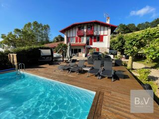  Maison � vendre 8 pi�ces 325 m�